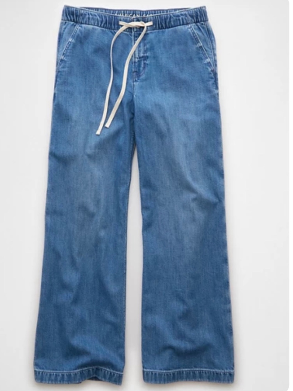 American Eagle Outfitters Women's High-Rise, wide leg, pull on, relaxed Jeans